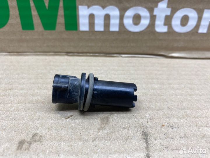 Патрон лампы габарита Mazda B25D510H8