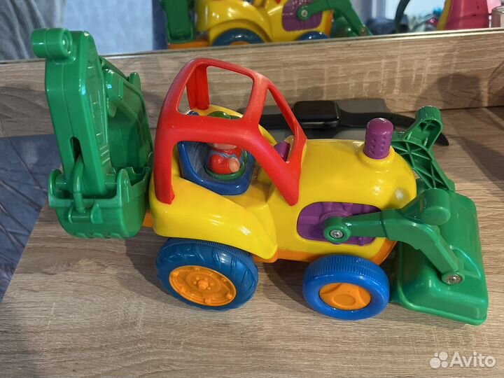 Детский трактор