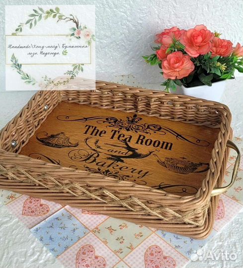 Поднос на фанерном дне