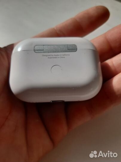 Кейс для наушников airpods pro