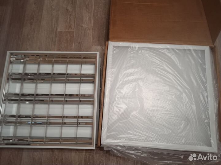 Светильник люминесцентный