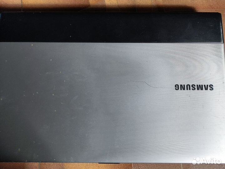 Ноутбук Samsung np300e7 17 дюймов