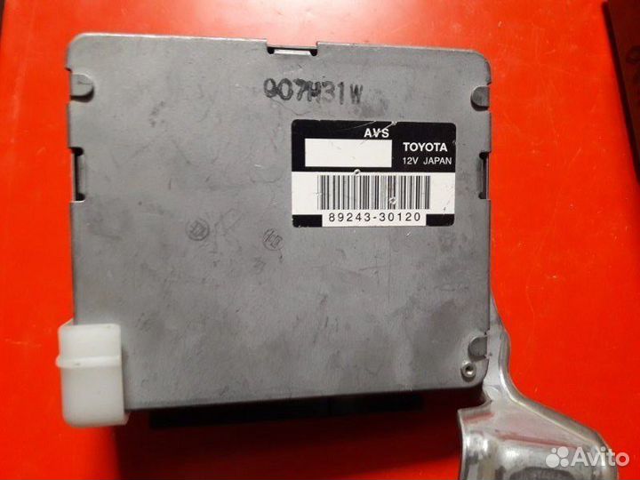 Блок управления подвеской Lexus Gs S190