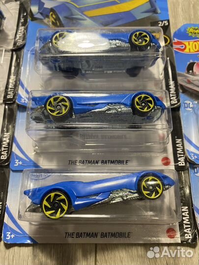 Hot wheels batmobile