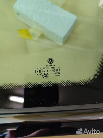 Стекло глухое боковое на Volkswagen Tuareg