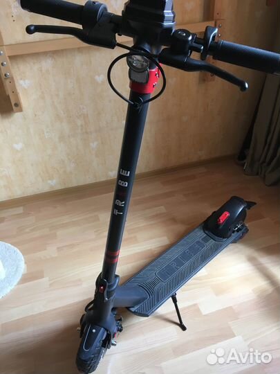 Электросамокат Tribe Maya