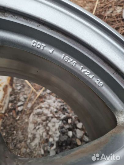 Красивые оригинальные диски на 16 Toyota