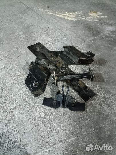 Поворотный отвал на мтз 82