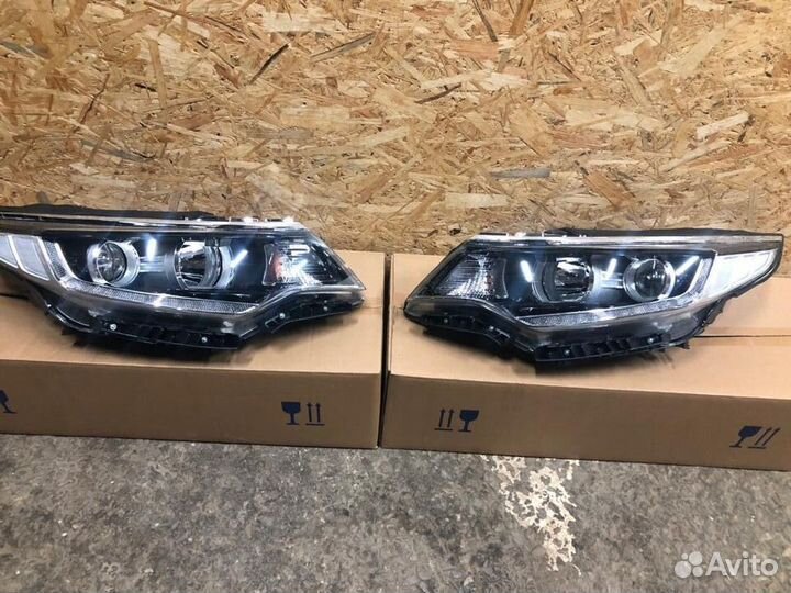 Фара передняя левая Kia Optima 2016-2018