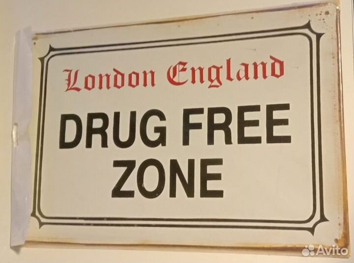 Интерьерные металлические таблички