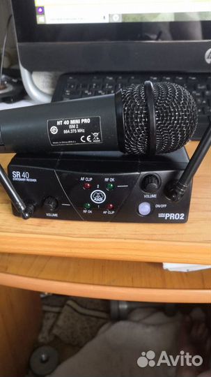 Радиомикрофон вокальный AKG WMS-40 Set