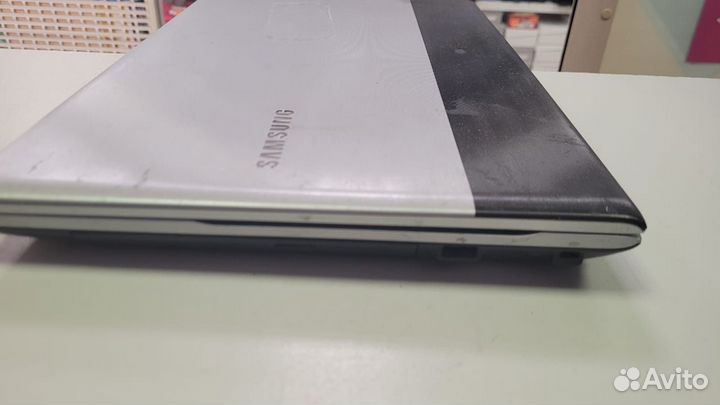 Корпус ноутбука Samsung NP-RV515