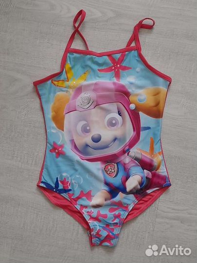 Купальник на девочку 122-128 новый