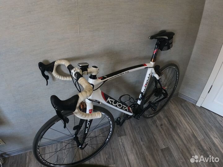 Шоссейный велосипед Kuota Kharma race carbon