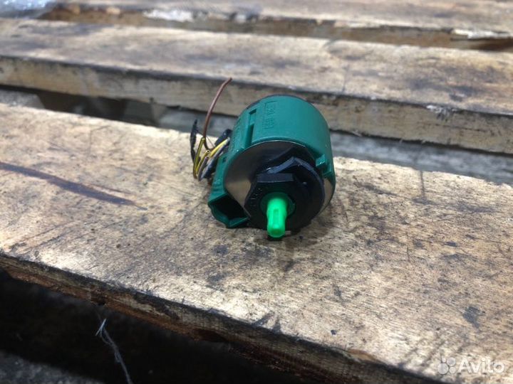 Кнопка птф Bmw 5 E39 M52B28 1998