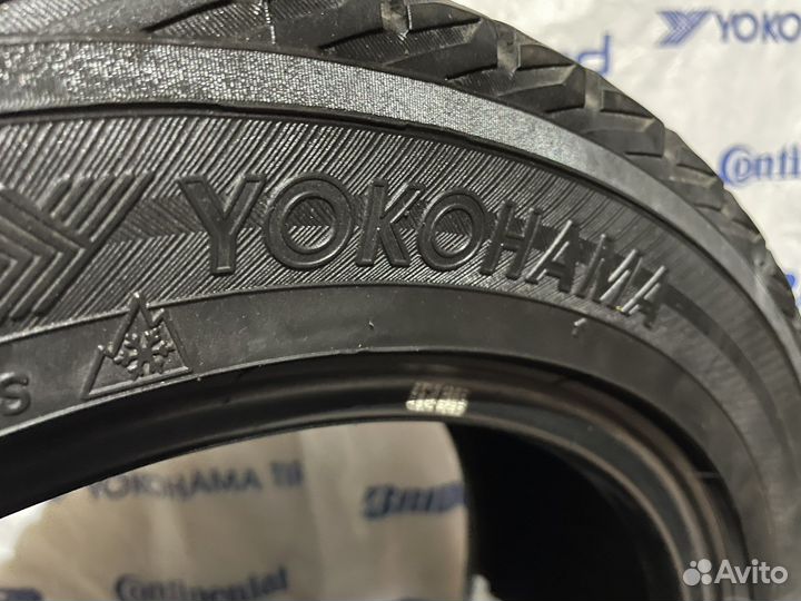 Yokohama Ice Guard IG30 215/50 R17