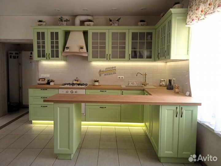 Кухня на заказ в стиле Прованс