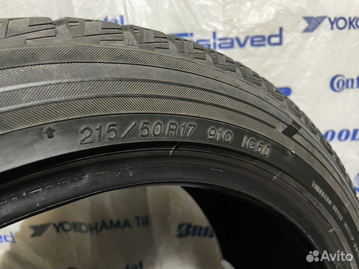 Yokohama Ice Guard IG50 215/50 R17