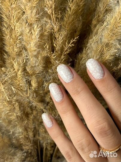 Маникюр, педикюр