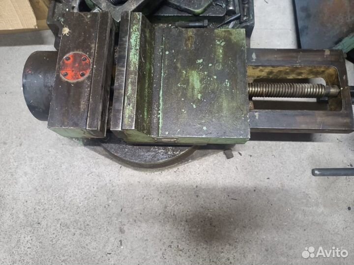 Тиски станочные