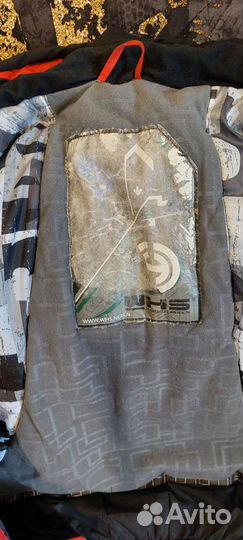 Куртка горнолыжная