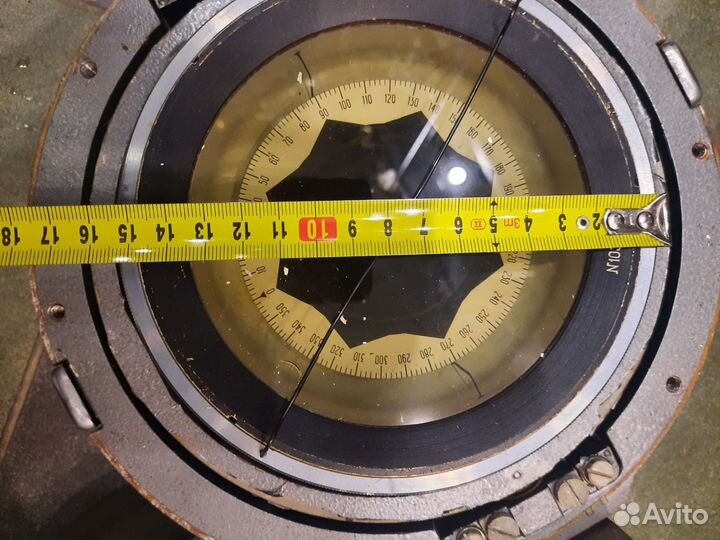 Компас морской магнитный км-100-3 времён СССР
