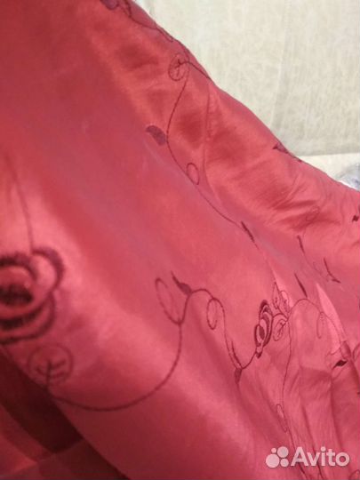 Шторы бордовые,тюли бордово- красного цвета