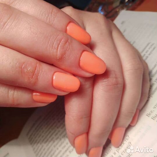 Маникюр с покрытием/педикюр/брови окрашивание