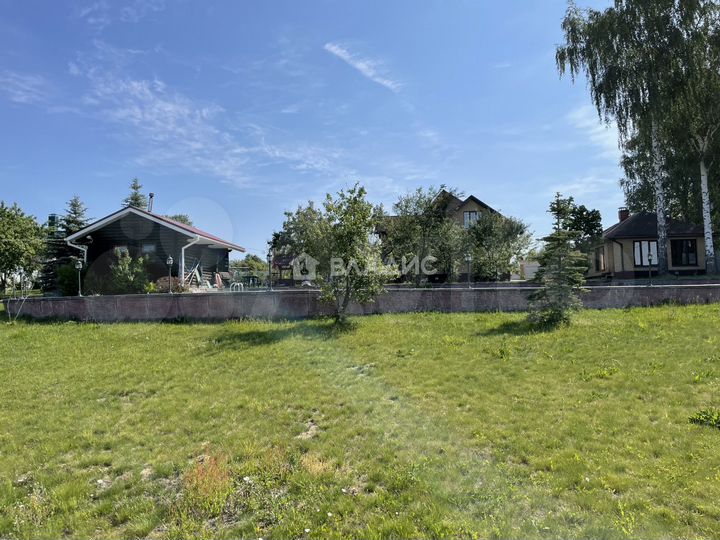 Дом 250 м² на участке 60 сот.