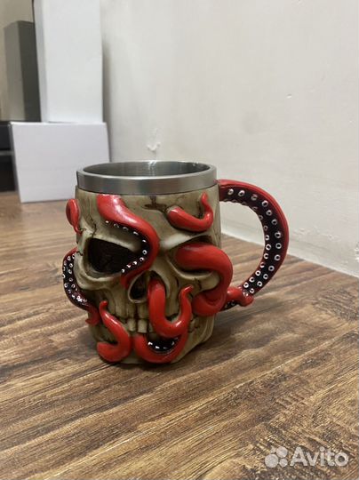 Кружка новая череп