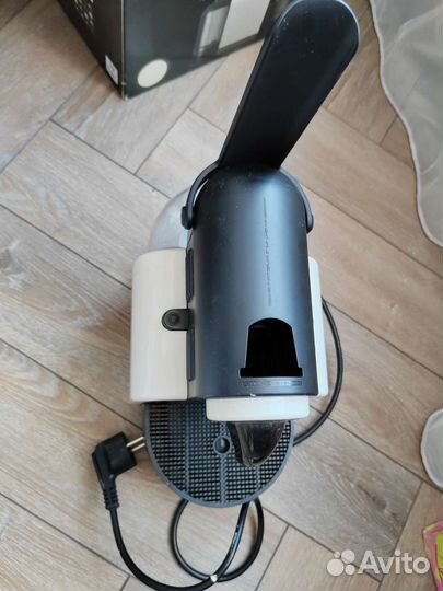 Кофемашина капсульная бу delonghi