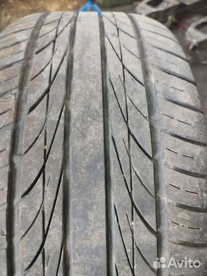 Marshal 834 245/35 R19