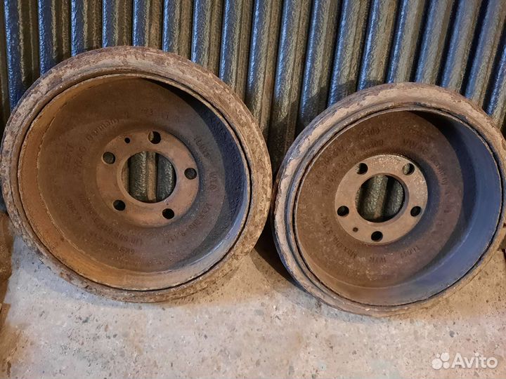 Тормозной барабан Skoda Octavia Tour