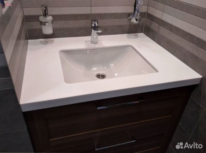 Столешница из искуственного камня