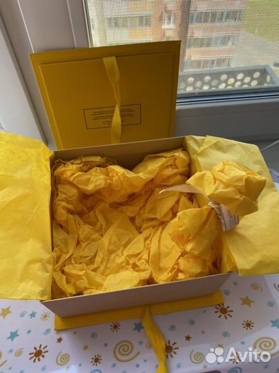 Коробка loccitane