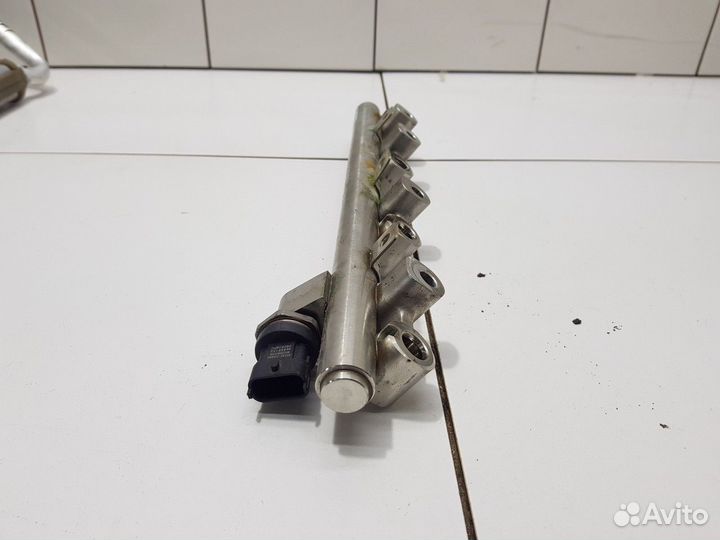 Рейка топливная (рампа) без датчика