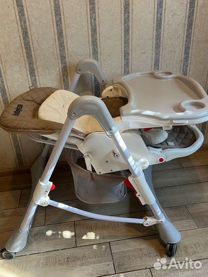 Детский стульчик для кормления