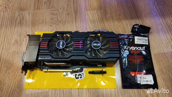 Asus Geforce GTX 660 ti 2 GB