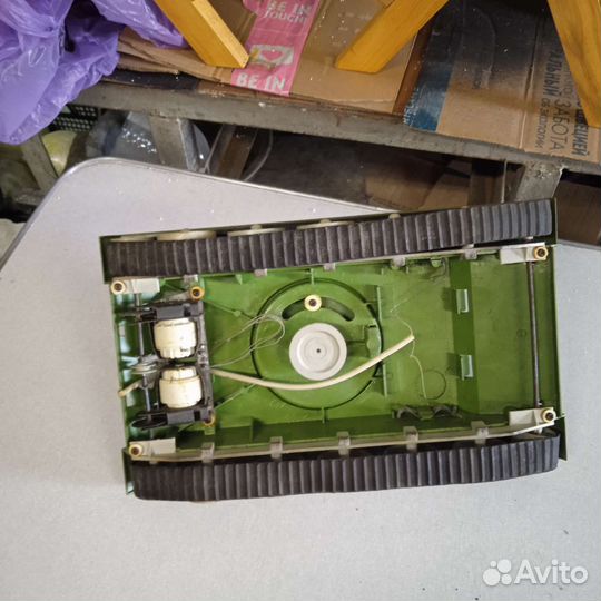 Игрушка танк радиоуправляемый СССР