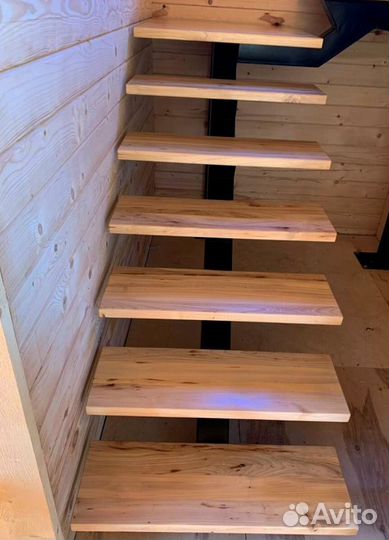 Г-образная лестница