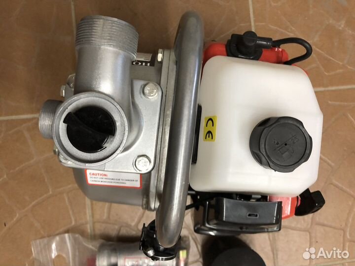 Помпа для воды бензиновая