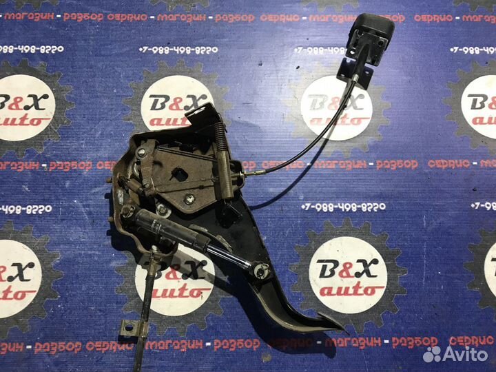 Педали Mitsubishi diamante