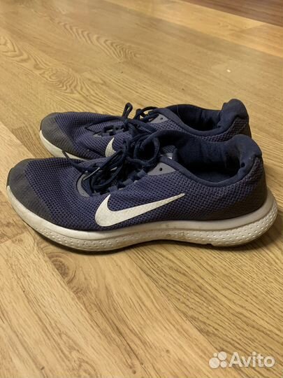 Кроссовки для бега nike