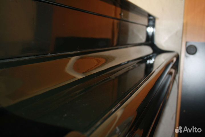 Концертный рояль