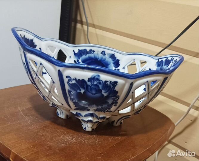 Кувшин гжель. Ваза для фруктов-200