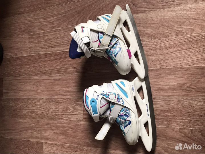Продам коньки размер 31-35
