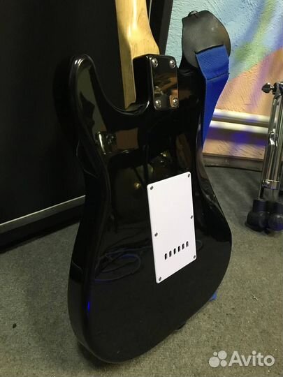 Электрогитара Stratocaster Contour Body Green