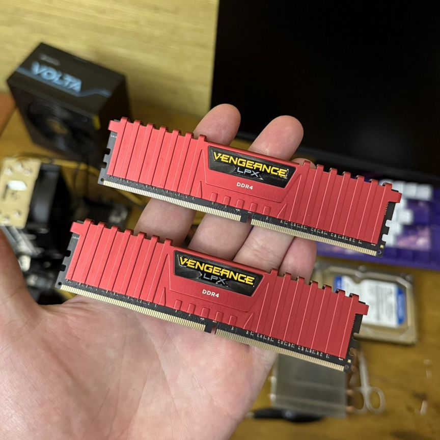corsair vengeance lpx 16 - Оперативная память - купить во всех