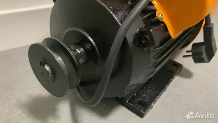 Электродвигатель 2.2 кВт 220В