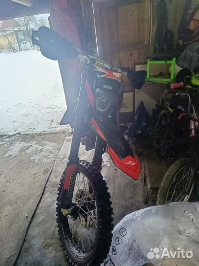 Продам кроссовый мотоцикл Sharmax expert pro 280